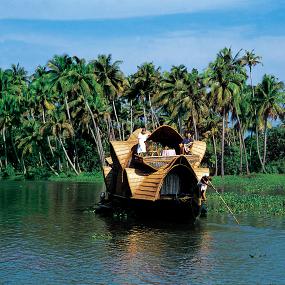 24)Le Meridien Kochi—"_Close to Nature"_ boat cruise along Meridien Backwaters 拍攝者.jpg