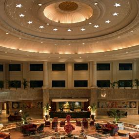 13)Le Royal Méridien Chennai—Lobby Front Office View 拍攝者.jpg