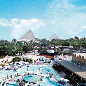 10)Le Meridien Pyramids—Presidential Pool Deck Suite - 5mb - 7.9in x 5.3in @ 300dpi 拍攝者.jpg