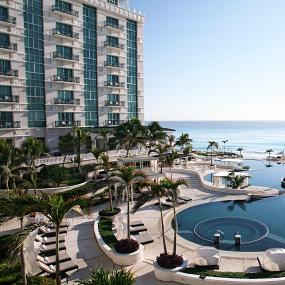 4)Le Meridien Cancun Resort and Spa—Building Side Pools 拍攝者.jpg