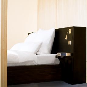 3)Le Meridien Ogeyi Place—Diplomatic Suite Master Bedroom 拍攝者.jpg