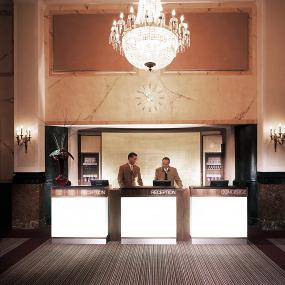 2)Dom Hotel—Reception 拍攝者.jpg