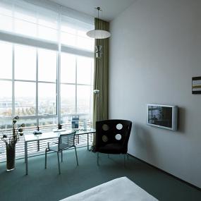 15)Le Meridien Turin Art+Tech—Room With a View 8.2"_ x 5.5"_ @ 300dpi 拍攝者.jpg