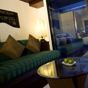 15)Le Meridien Phuket Beach Resort—Junior Suite - Lounge Area 拍攝者.jpg