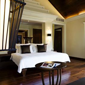 4)Le Meridien Khao Lak Beach &_ Spa Resort—Villa Bedroom 拍攝者.jpg