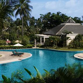 5)Le Meridien Khao Lak Beach &_ Spa Resort—Family Pool 拍攝者.jpg