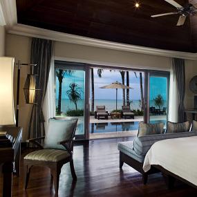 30)Le Meridien Khao Lak Beach &_ Spa Resort—Deluxe Suite Bedroom 拍攝者.jpg