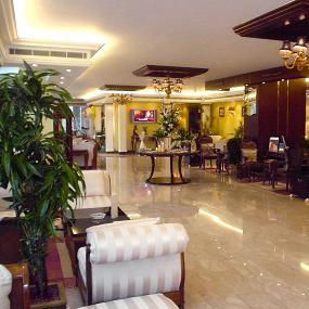 2)Le Meridien Kuwait—Hotel lobby lounge area 拍攝者.jpg