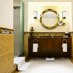 22)Le Meridien Al Aqah Beach Resort—Guest Bath Room – Standard and Superior Rooms 拍攝者.jpg