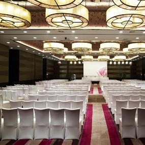 10)The Westin Beijing Chaoyang—Wedding Long Table Setting 拍攝者.jpg
