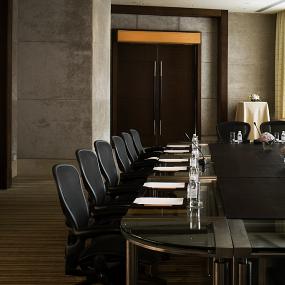 11)The Westin Guangzhou—Board Meeting Room- Hollow Square Set Up 拍攝者.jpg