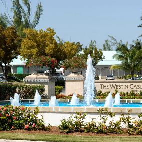 12)The Westin Casuarina Resort &_ Spa, Grand Cayman—Entrance Fountain 拍攝者.jpg