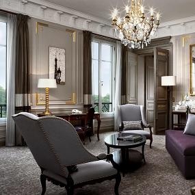 16)The Westin Paris—Royal Suite DiningLiving Room 拍攝者.jpg