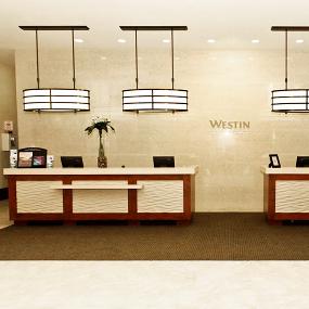 1)The Westin Imagine Orlando—Concierge Desk 拍攝者.jpg