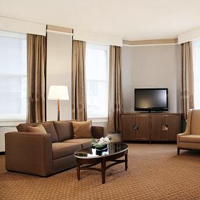 17)The Westin Columbus—Presidential Suite Parlor 拍攝者.jpg