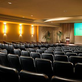 16)The Westin Los Angeles Airport—The Theatre 拍攝者.jpg