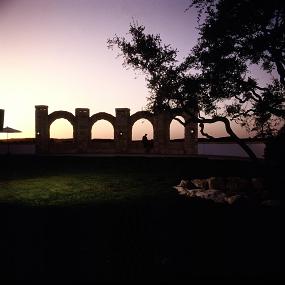 18)The Westin La Cantera Resort, San Antonio—Limestone Arches overlooking the old Fort Lawn 拍攝者.jpg