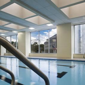 5)The Westin Convention Center, Pittsburgh—Westin WORKOUT Pool 拍攝者.jpg