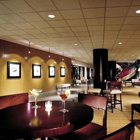 30)The Westin Southfield Detroit—The Lobby Bar 拍攝者.jpg