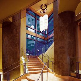 14)The Westin Arlington Gateway—Grand Staircase 拍攝者.jpg