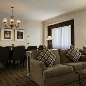 4)The Westin Park Central Dallas—Deluxe Suite 拍攝者.jpg