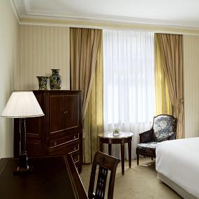 20)The Westin Palace, Madrid—Premium Room 拍攝者.jpg