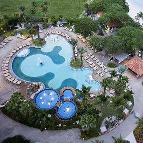5)The Westin Resort, Aruba—Pool and beach from guest room 拍攝者.jpg