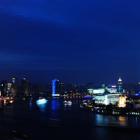 从客房望出的黄浦江夜景 3.jpg